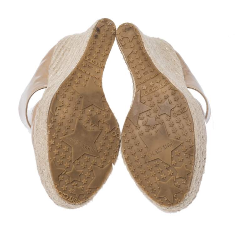 مملوكة مسبقًا Jimmy Choo Beige Patent Patriot Espadrille Wedge Cut Out Booties Size 38.5