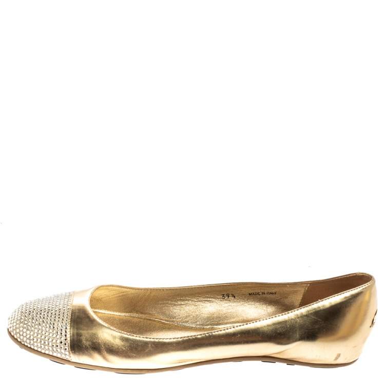 مملوكة مسبقًا Jimmy Choo Metallic Gold Leather Waine Crystal Embellished Cap Toe Ballet Flats Size 39.5