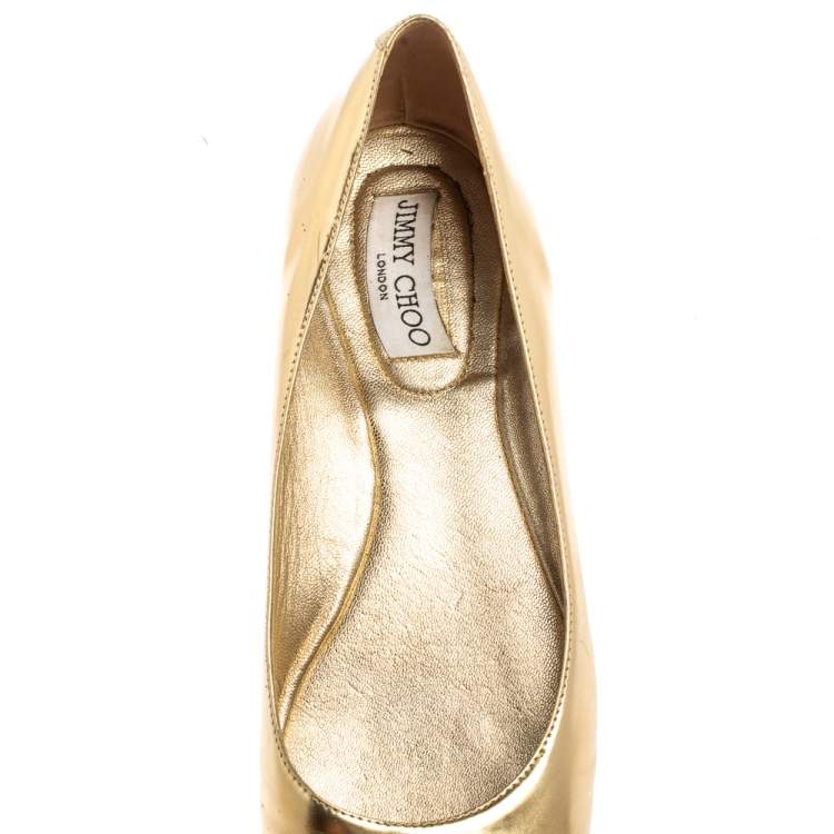 مملوكة مسبقًا Jimmy Choo Metallic Gold Leather Waine Crystal Embellished Cap Toe Ballet Flats Size 39.5
