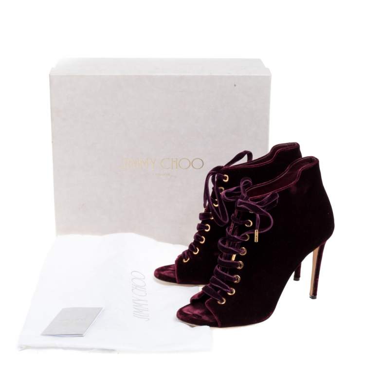 مملوكة مسبقًا Jimmy Choo Burgundy Velvet Mavy Lace Boots Size 39.5