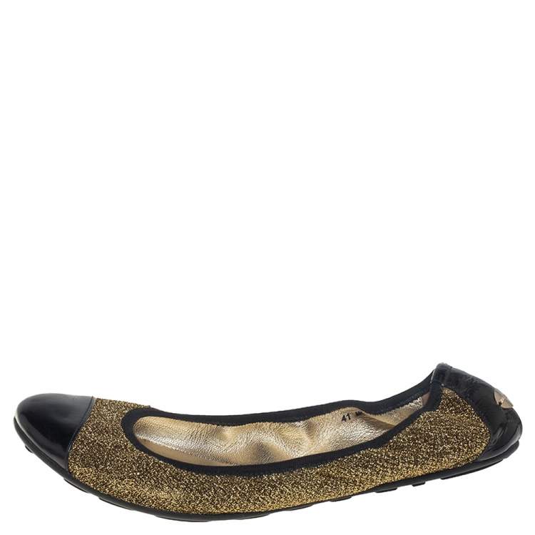 مملوكة مسبقًا Jimmy Choo Metallic Gold Lamè and Black Patent Leather Winnie Cap Toe Scrunch Ballet Flats Size 41