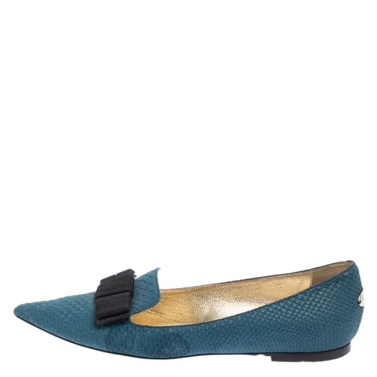 مملوكة مسبقًا Jimmy Choo Blue Snake Embossed Leather Gala Bow Ballet Flats Size 37