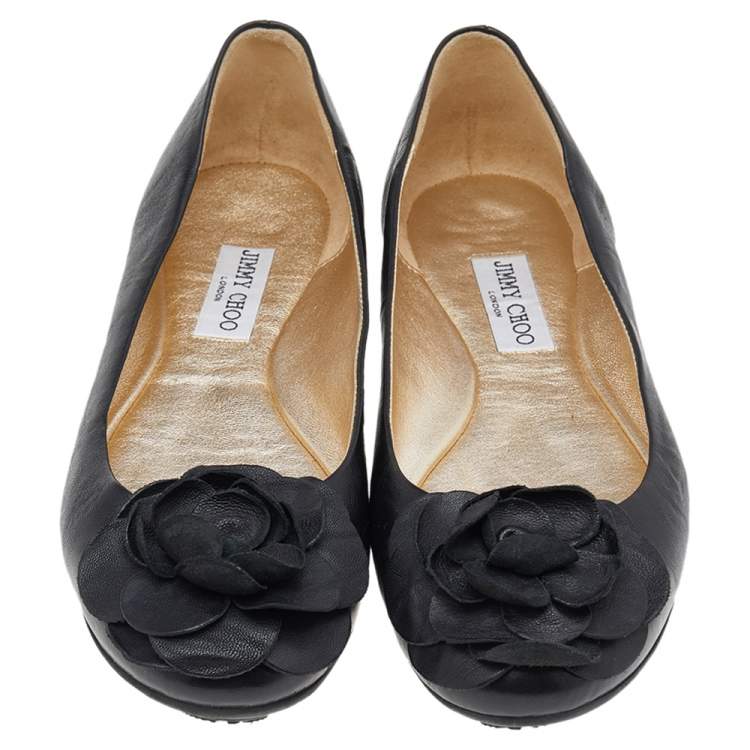 مملوكة مسبقًا Jimmy Choo Black Leather Ballet Flats Size 41