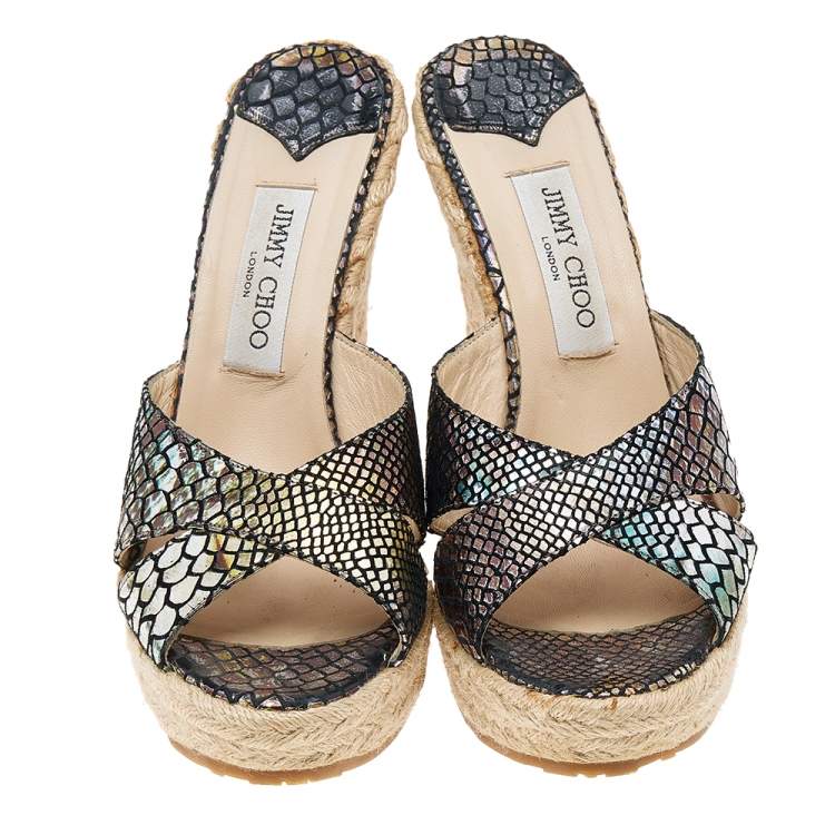 مملوكة مسبقًا Jimmy Choo Multicolor Holographic Python Effect Phyllis Espadrilles Wedges Slides Size 39.5