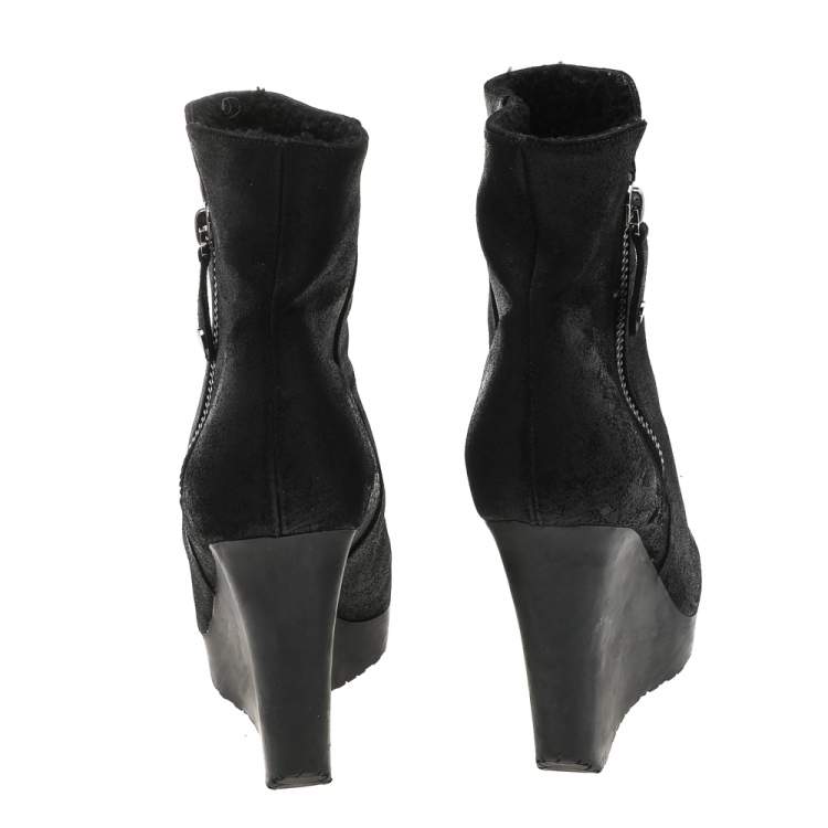 Pre Owned Jimmy Choo Black Rugged Suede Britania Wedge Ankle Boots Size 40