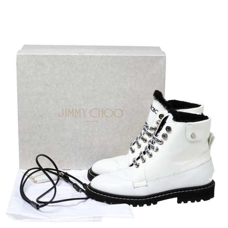 مملوكة مسبقًا Jimmy Choo White Patent and Leather Lace-Up Ankle Heated Boots Size 40