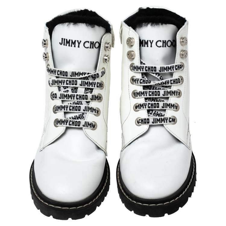 مملوكة مسبقًا Jimmy Choo White Patent and Leather Lace-Up Ankle Heated Boots Size 40
