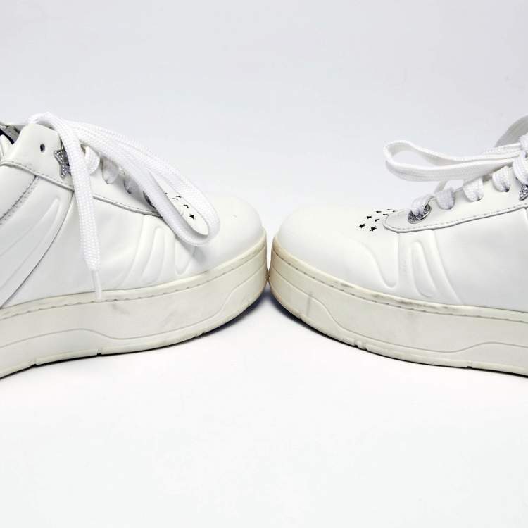 مملوكة مسبقًا Jimmy Choo White Leather Studded Hawaii/F Low Top Sneakers Size 39