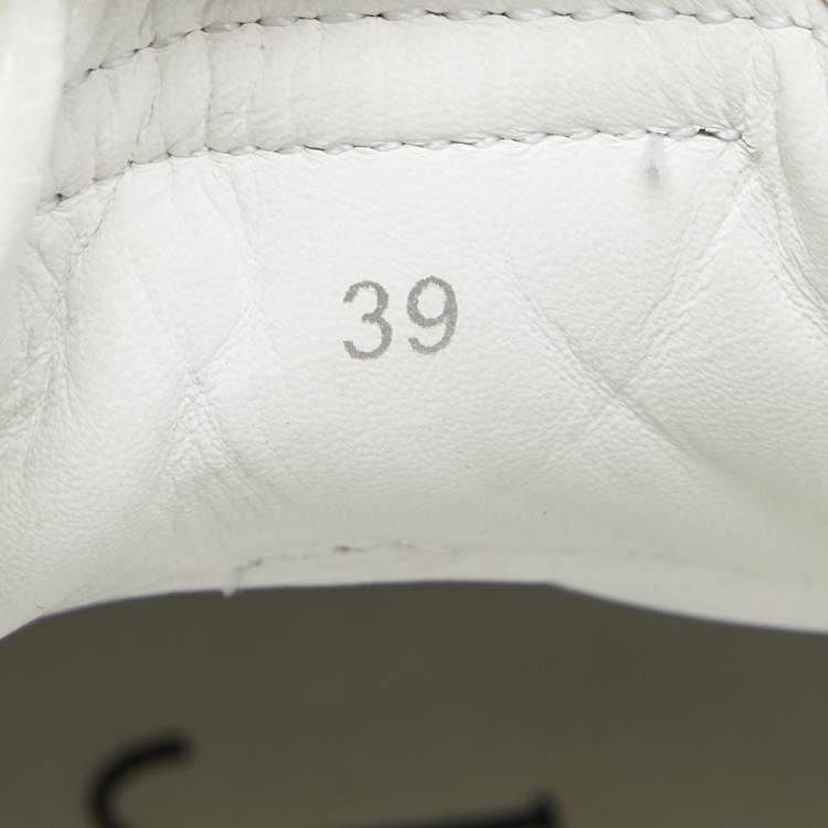 مملوكة مسبقًا Jimmy Choo White Leather Studded Hawaii/F Low Top Sneakers Size 39