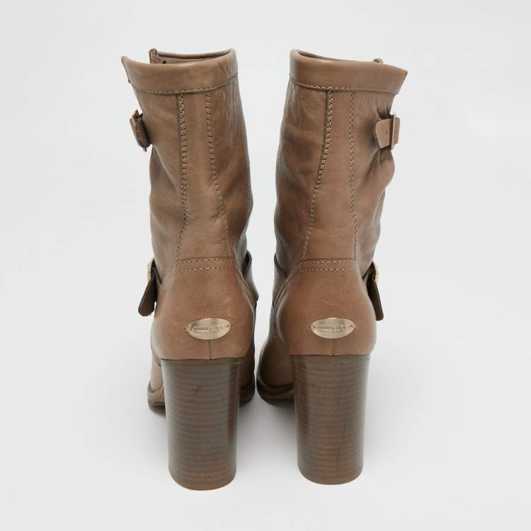 مملوكة مسبقًا Jimmy Choo Brown Leather Buckle Detail Ankle Boots Size 38.5