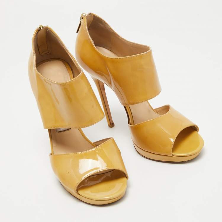 Pre Owned Jimmy Choo Beige Patent Leather ‘Private’ Sandals Size 37