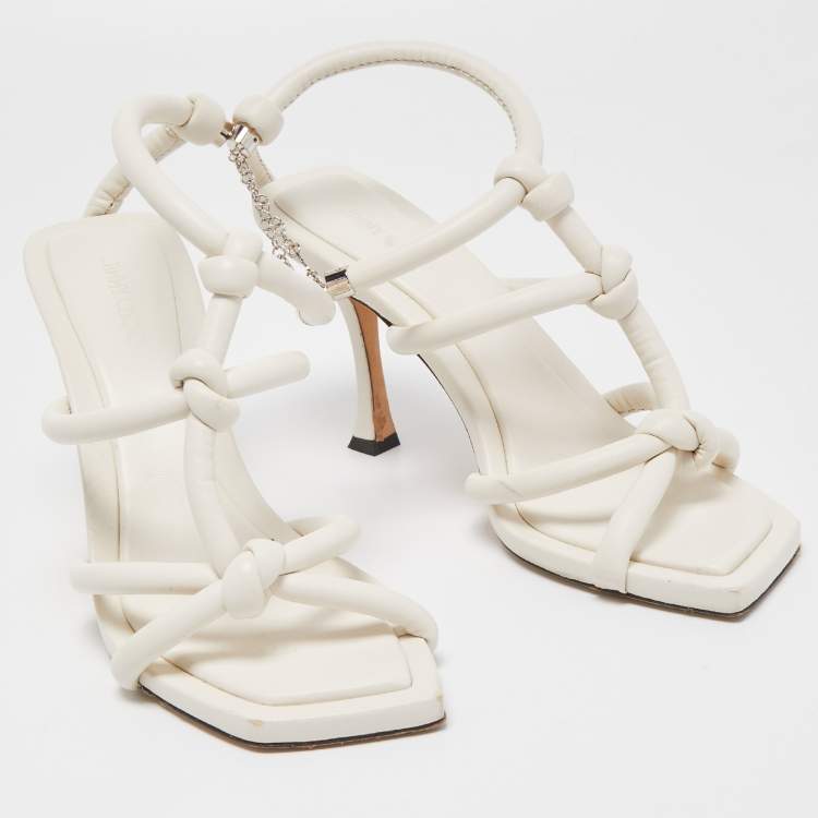 مملوكة مسبقًا Jimmy Choo White Leather Knot Detail Bay Ankle Strap Sandal Size 39