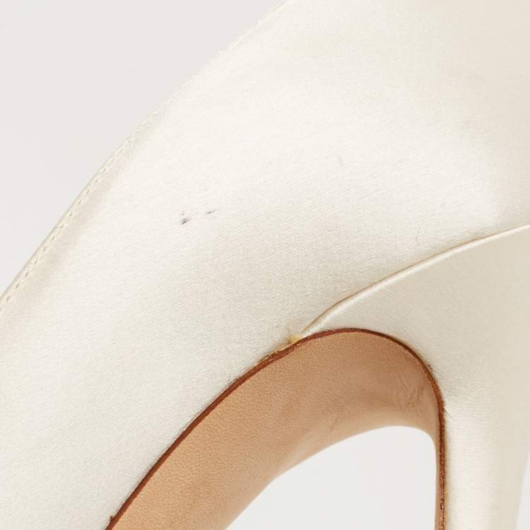 Pre Owned Jimmy Choo Off White Satin Crystal Embellished Manda Pumps Size 36