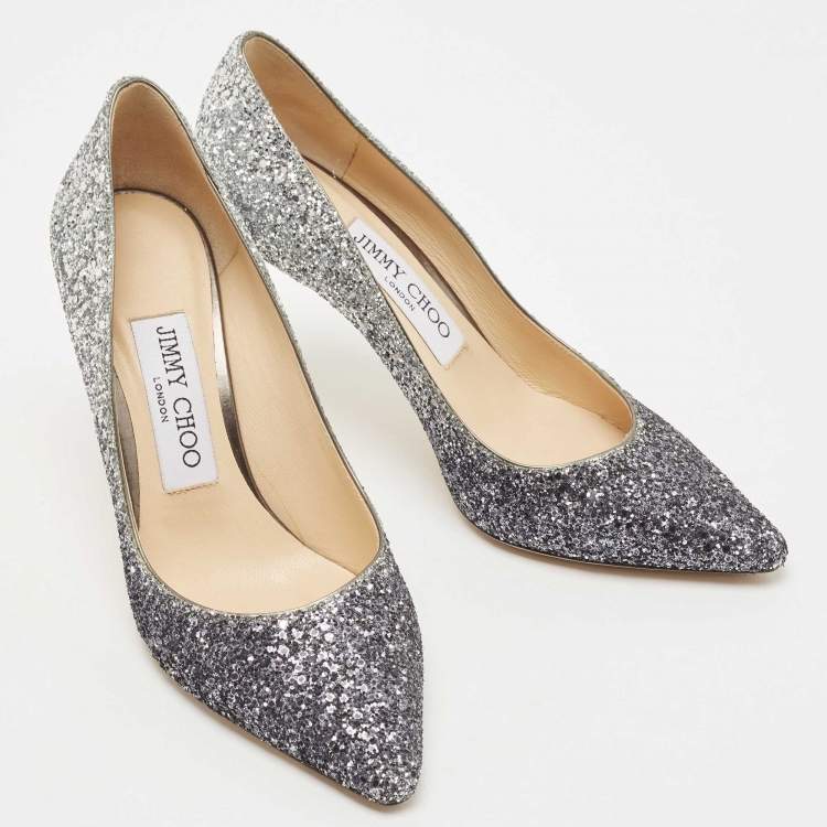 مملوكة مسبقًا Jimmy Choo Silver Coarse Glitter Romy Pumps Size 35