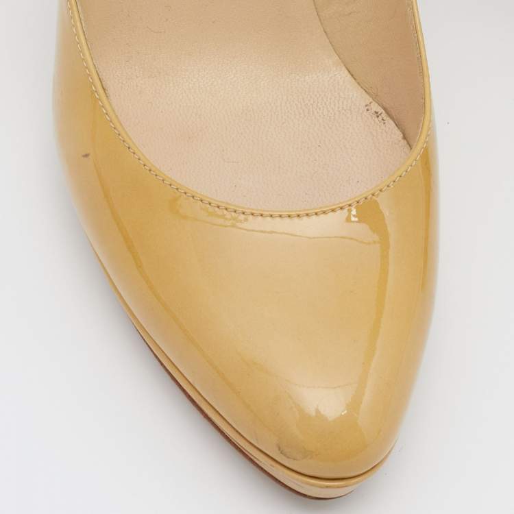 مملوكة مسبقًا Jimmy Choo Yellow Patent Leather Pumps Size 37.5