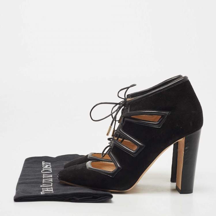 مملوكة مسبقًا Jimmy Choo Black Suede Cut Out Lace Up Booties Size 39