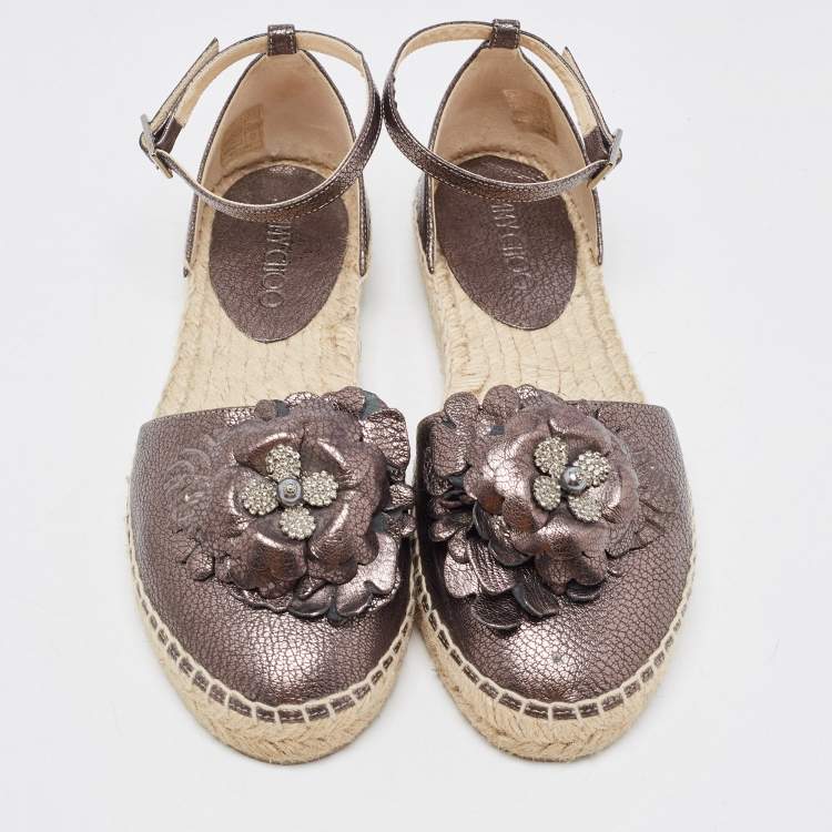 مملوكة مسبقًا Jimmy Choo Metallic Bronze Leather Ankle Strap Espadrilles Size 38.5