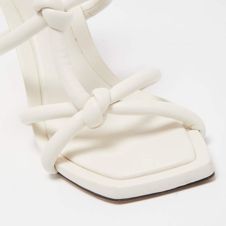 Pre Owned Jimmy Choo White Leather Knot Detail Bay Ankle Strap Sandal Size 38.5
