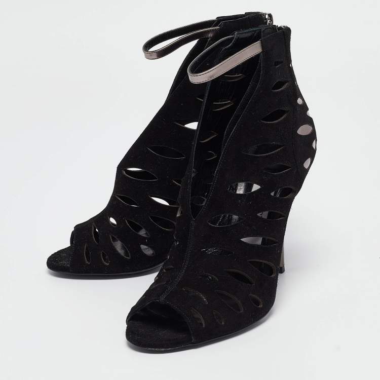 مملوكة مسبقًا Jimmy Choo Black/Metallic Suede and Leather Cut Out Tamber Booties Size 37