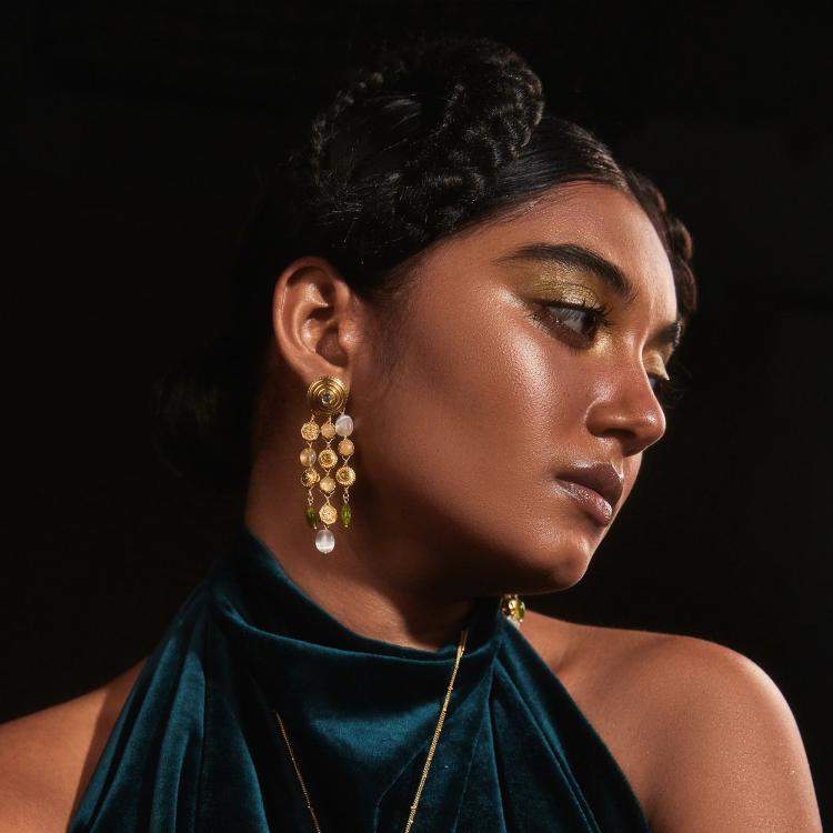 مملوكة مسبقًا  Aulerth x JJ Valaya Azra Classic Multi Strand Earrings