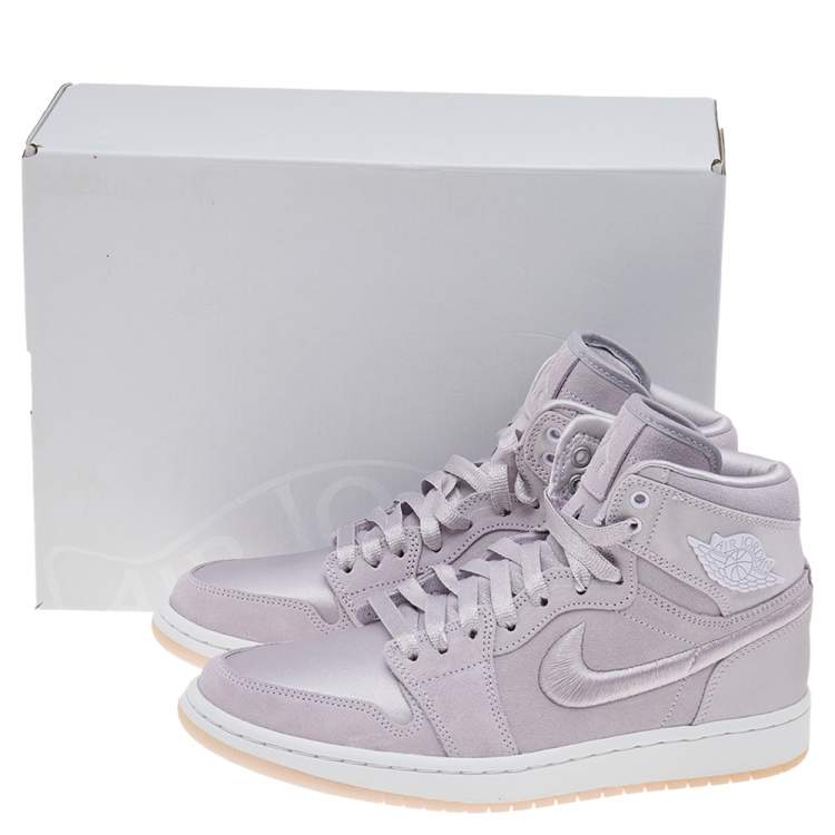 مملوكة مسبقًا Jordan Lilac Suede and Nylon Air Jordan 1 Retro Season of Her High Top Sneakers Size 39