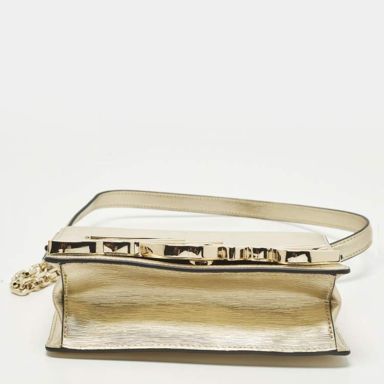 Pre Owned Karl Lagerfeld K/Signature Gold Leather Shoulder Bag