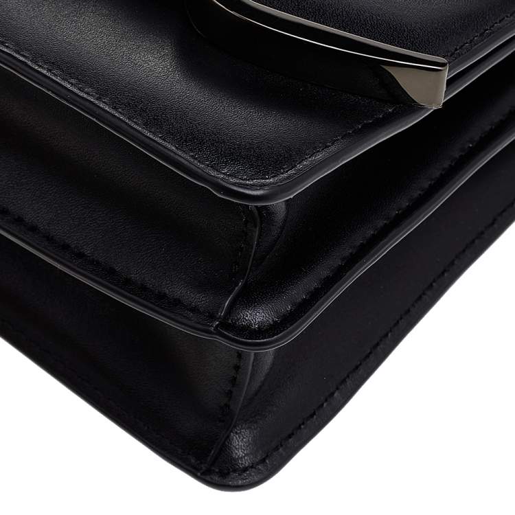 Pre Owned Karl Lagerfeld Black Leather Medium K/Signature Shoulder Bag