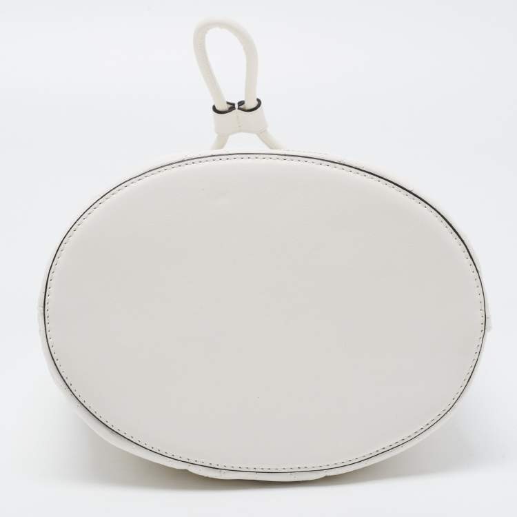 Pre Owned Karl Lagerfeld White Quilted Leather Drawstring Bucket Bag
