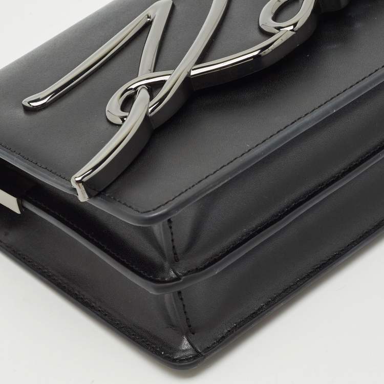 Pre Owned Karl Lagerfeld Black Leather K/Signature Shoulder Bag