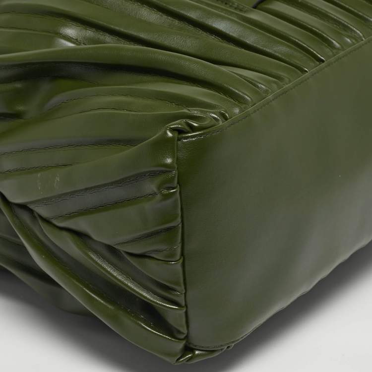 Pre Owned Karl Lagerfeld x Amber Valletta Green Pleated Faux Leather K/Kushion Fold Over Shoulder Bag