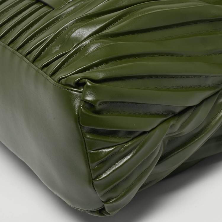 Pre Owned Karl Lagerfeld x Amber Valletta Green Pleated Faux Leather K/Kushion Fold Over Shoulder Bag