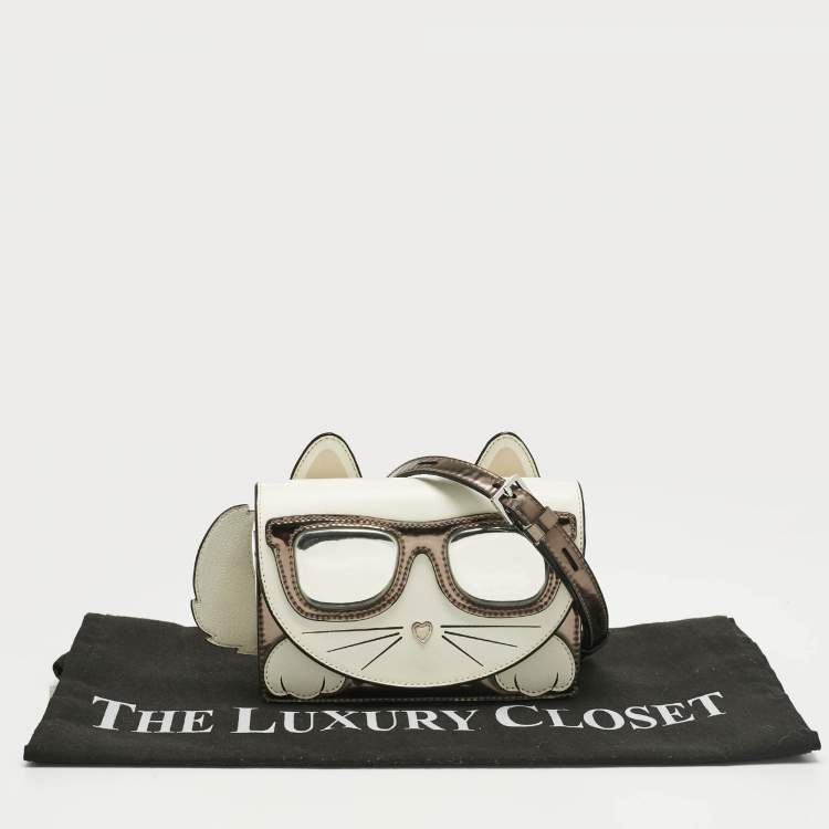 Pre Owned Karl Lagerfeld White/Grey Patent and Leather Ikonik Choupette Crossbody Bag
