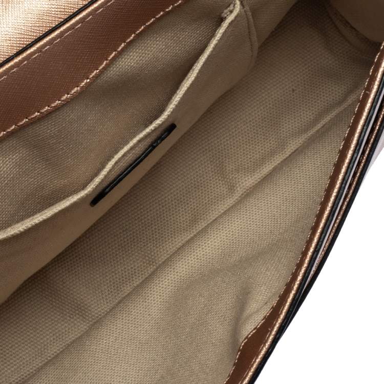 مملوكة مسبقًا Karl Lagerfeld Metallic Rose Gold Leather K/Klassik Shoulder Bag