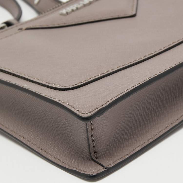 Pre Owned Karl Lagerfeld Taupe Leather K/Klassik Shoulder Bag