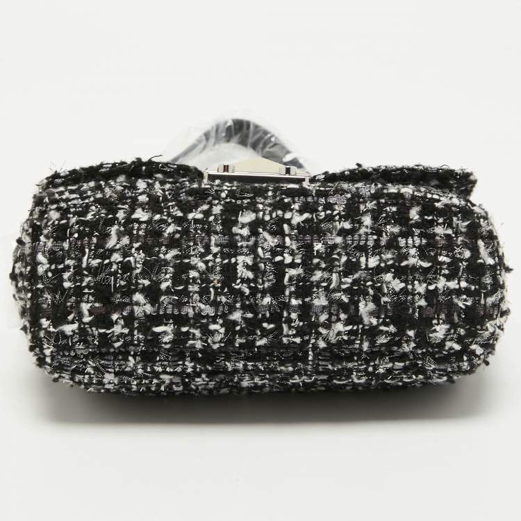 Pre Owned Karl Lagerfeld Black Tweed and Leather Flap Shoulder Bag
