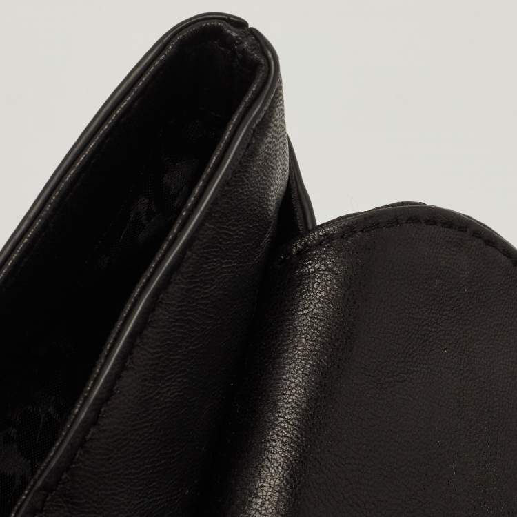 Pre Owned Karl Lagerfeld Black Quilted Leather Pushlock Flap Clutch