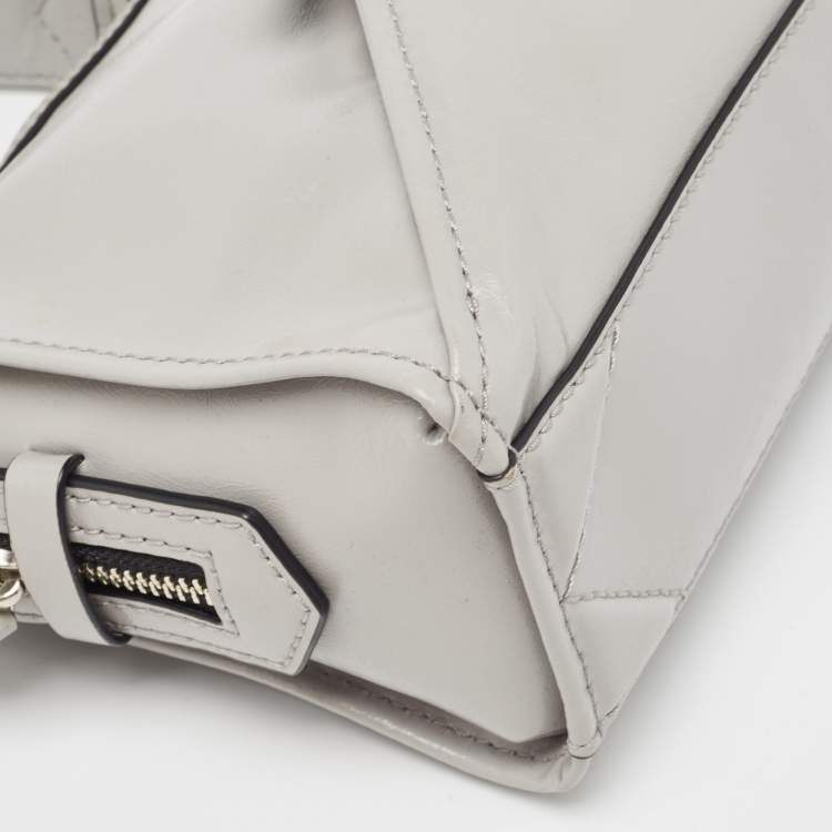 Pre Owned Karl Lagerfeld Grey Leather Front Zip Crossbody Bag