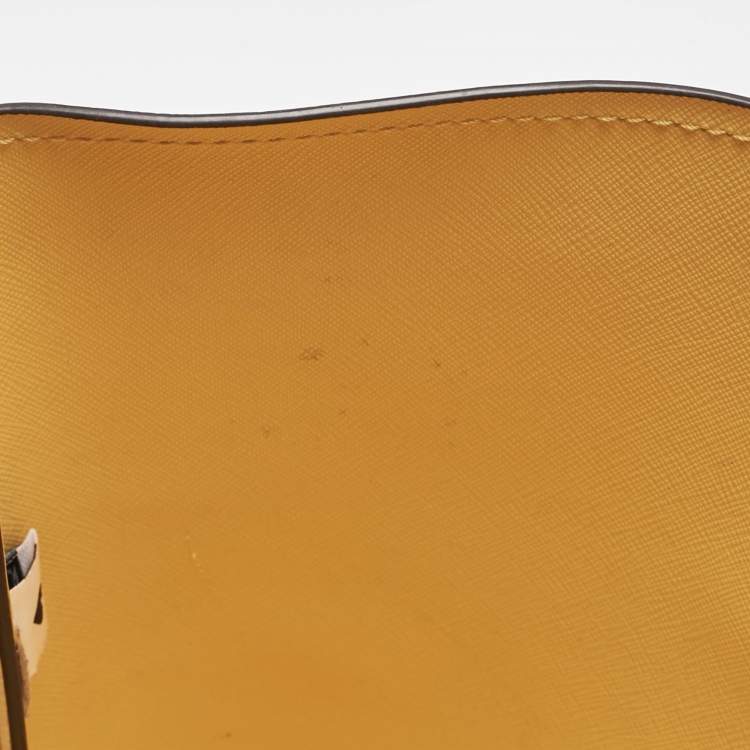 مملوكة مسبقًا Kate Spade Off White Leather Aldy Tote