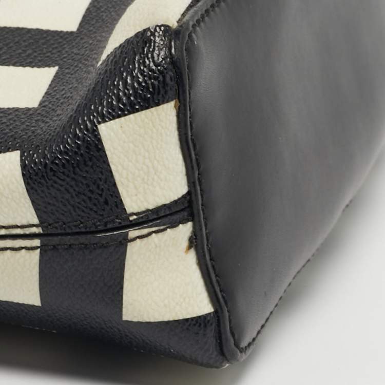 مملوكة مسبقًا Kate Spade Black/White Leather Grove Street Millie Art Crossbody Bag