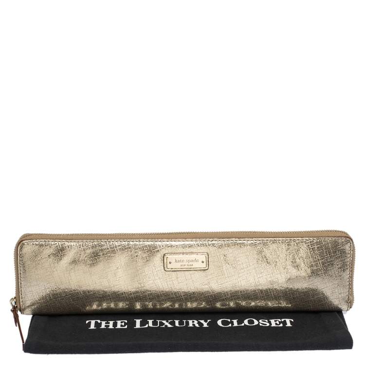 مملوكة مسبقًا Kate Spade Gold Leather Zip Around Long Clutch