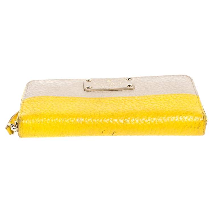 Pre Owned Kate Spade Yellow/Beige Leather Grove Court Lacey Zip Around Wallet
