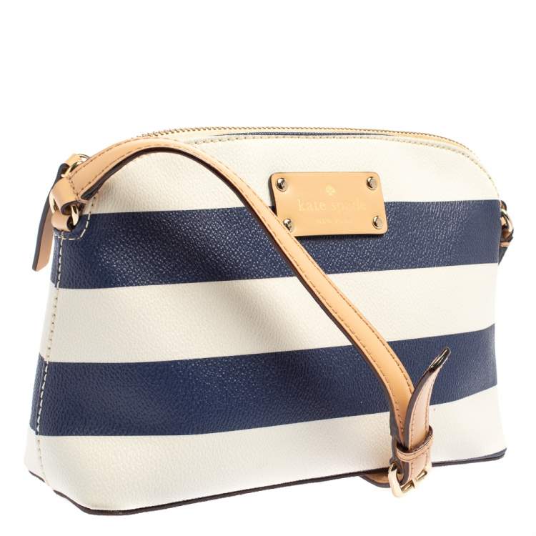 Pre Owned Kate Spade White/Blue Stripes PVC and Leather Wellesley Hanna Crossbody Bag