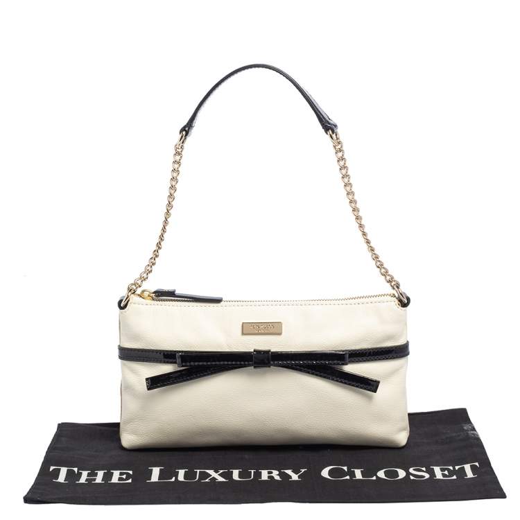 Pre Owned Kate Spade Black/Cream Leather and Patent Leather Bow Chain Baguette