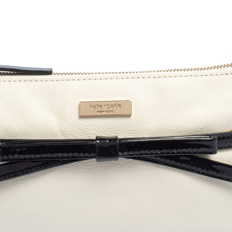 Pre Owned Kate Spade Black/Cream Leather and Patent Leather Bow Chain Baguette