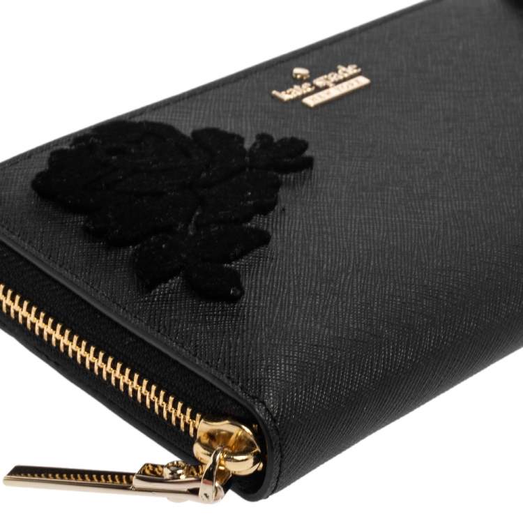 مملوكة مسبقًا Kate Spade  Black Leather Zip Around Wallet