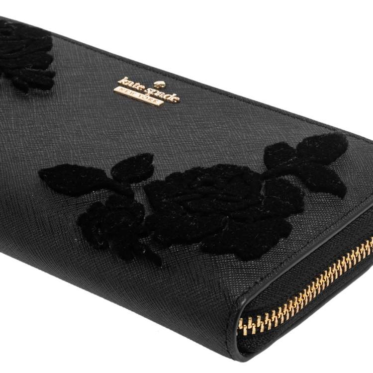 مملوكة مسبقًا Kate Spade  Black Leather Zip Around Wallet