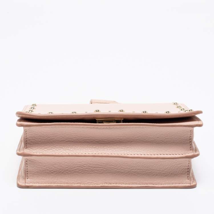 مملوكة مسبقًا Kate Spade Light Pink Leather Studded Flap Crossbody Bag