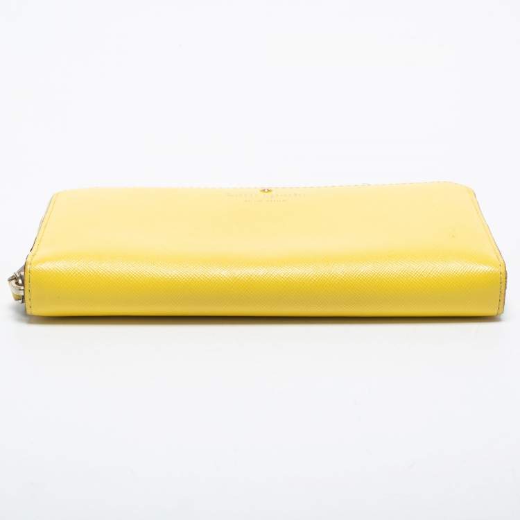Pre Owned Kate Spade Yellow Leather Zip Around Wallet