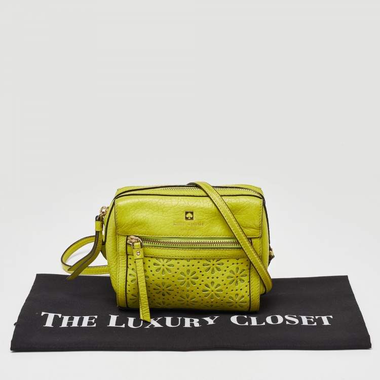 Pre Owned Kate Spade Green Leather Floral Lasercut Crossbody Bag 
