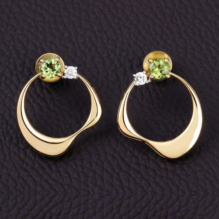 Pre Owned 1.02 cts Peridot and Diamond 14K Yellow Gold Wave Shape Earrings